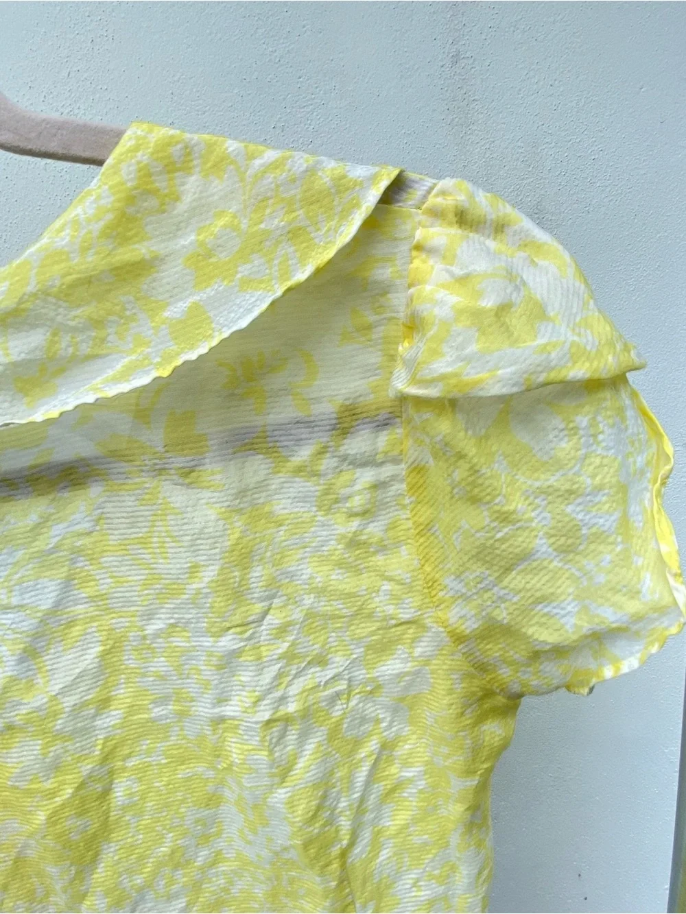 Y2K Yellow & Ivory Silk Blend Ruffle Blouse Size Small